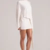 Μίνι φόρεμα Lida Draped Cape σε χρώμα ιβουάρ Μίνι φόρεμα Lida Draped Cape σε χρώμα ιβουάρ