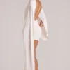 Μίνι φόρεμα Lida Draped Cape σε χρώμα ιβουάρ Μίνι φόρεμα Lida Draped Cape σε χρώμα ιβουάρ