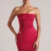 Μίνι φόρεμα Veda Bandeau Bodycon σε χρώμα κερασί Μίνι φόρεμα Veda Bandeau Bodycon σε χρώμα κερασί