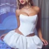 Μίνι φούστα Marnie με φουσκωτό τελείωμα σε λευκό χρώμα
