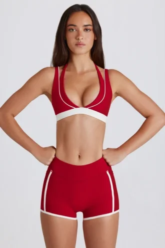 Μίνι σορτς Soft Active με αντίθεση χρωμάτων σε σκούρο κόκκινο Μίνι σορτς Soft Active με αντίθεση χρωμάτων σε σκούρο κόκκινο