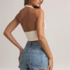Μπλούζα Drew Modal με λαιμόκοψη halter σε λευκό χρώμα