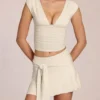 Evelique Mid-Rise Skort σε χρώμα Ivory Evelique Mid-Rise Skort σε χρώμα Ivory