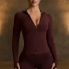 Μπουφάν με κουκούλα Soft Active σε χρώμα σοκολάτα Μπουφάν με κουκούλα Soft Active σε χρώμα σοκολάτα