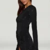 Nevina Διακοσμημένο ασύμμετρο μίνι φόρεμα bodycon σε μαύρο χρώμα Nevina Διακοσμημένο ασύμμετρο μίνι φόρεμα bodycon σε μαύρο χρώμα