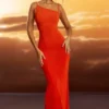 Noelia Μάξι φόρεμα με ανοιχτή πλάτη από υφασμάτινο τζέρσεϊ σε έντονο κόκκινο Noelia Μάξι φόρεμα με ανοιχτή πλάτη από υφασμάτινο τζέρσεϊ σε έντονο κόκκινο