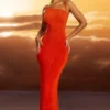 Noelia Μάξι φόρεμα με ανοιχτή πλάτη από υφασμάτινο τζέρσεϊ σε έντονο κόκκινο Noelia Μάξι φόρεμα με ανοιχτή πλάτη από υφασμάτινο τζέρσεϊ σε έντονο κόκκινο