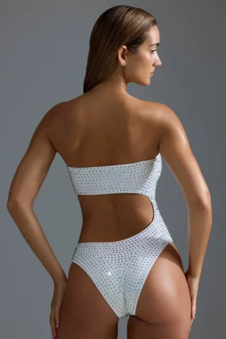 Oh Polly Swim: HOTFIX Edition Διακοσμημένο ολόσωμο Μαγιό με κοψίματα σε λευκό χρώμα