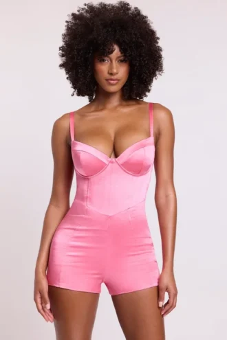 Ολόσωμο Σορτς Romera Satin Corset σε ροζ χρώμα Ολόσωμο Σορτς Romera Satin Corset σε ροζ χρώμα