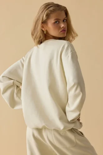 Oversized φούτερ με στρογγυλό λαιμό σε χρώμα Bone