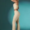 Παντελόνι Fallon Petite με διακοσμητική δαντέλα και χαμηλή μέση σε χρώμα ιβουάρ Παντελόνι Fallon Petite με διακοσμητική δαντέλα και χαμηλή μέση σε χρώμα ιβουάρ