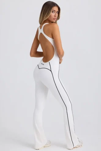 Petite Soft Active Open-Back Ολόσωμη Φόρμα σε λευκό