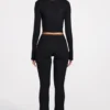Philippa Modal Mid-Rise Flared Trousers σε μαύρο Philippa Modal Mid-Rise Flared Trousers σε μαύρο