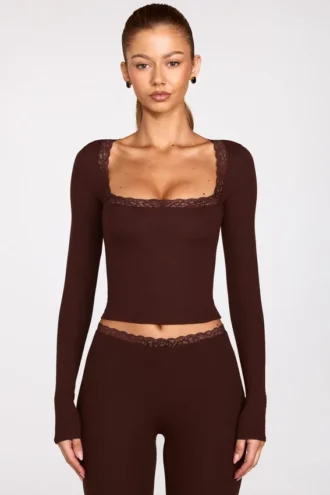Retta Ribbed Modal Square-Neck Long-Sleeve Μπλούζα σε χρώμα σοκολάτας