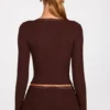 Retta Ribbed Modal Square-Neck Long-Sleeve Μπλούζα σε χρώμα σοκολάτας Retta Ribbed Modal Square-Neck Long-Sleeve Μπλούζα σε χρώμα σοκολάτας