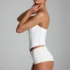 Sabrine Slinky Jersey Low-Rise Hotpants σε λευκό Sabrine Slinky Jersey Low-Rise Hotpants σε λευκό