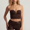 Tarni Crop top με λεπτομέρειες από μεταλλικά στοιχεία σε χρώμα σκούρο σοκολάτα