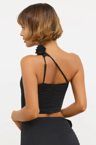 Tesia Slinky Jersey Rose Detail Asymmetric Μπλούζα σε μαύρο