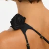 Tesia Slinky Jersey Rose Detail Asymmetric Μπλούζα σε μαύρο Tesia Slinky Jersey Rose Detail Asymmetric Μπλούζα σε μαύρο