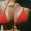 Τριγωνικό Τοπ Μπικίνι Canggu με λεπτομέρεια Charm σε Fiery Red Τριγωνικό Τοπ Μπικίνι Canggu με λεπτομέρεια Charm σε Fiery Red