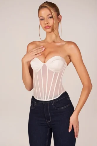 Zoa Bandeau Lace-Up Corset Top σε χρώμα ιβουάρ