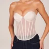 Zoa Bandeau Lace-Up Corset Top σε χρώμα ιβουάρ Zoa Bandeau Lace-Up Corset Top σε χρώμα ιβουάρ
